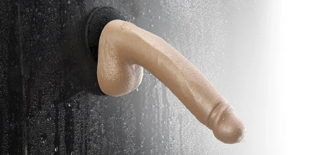 dildo s přísavkou