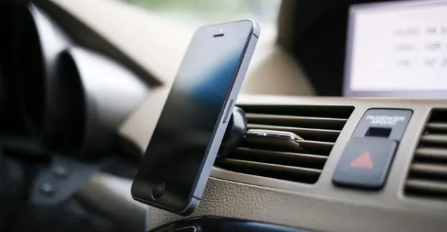 držák na mobil
