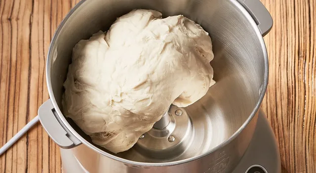 hnětač těsta