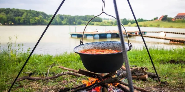 outdoorový kotlík