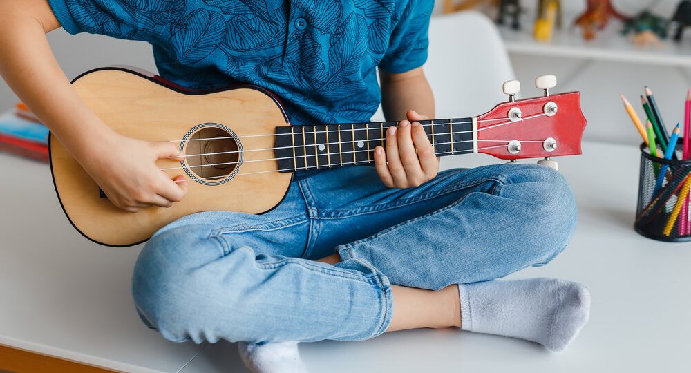 Dětská ukulele