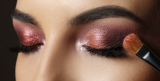 Jak vybrat oční stíny?